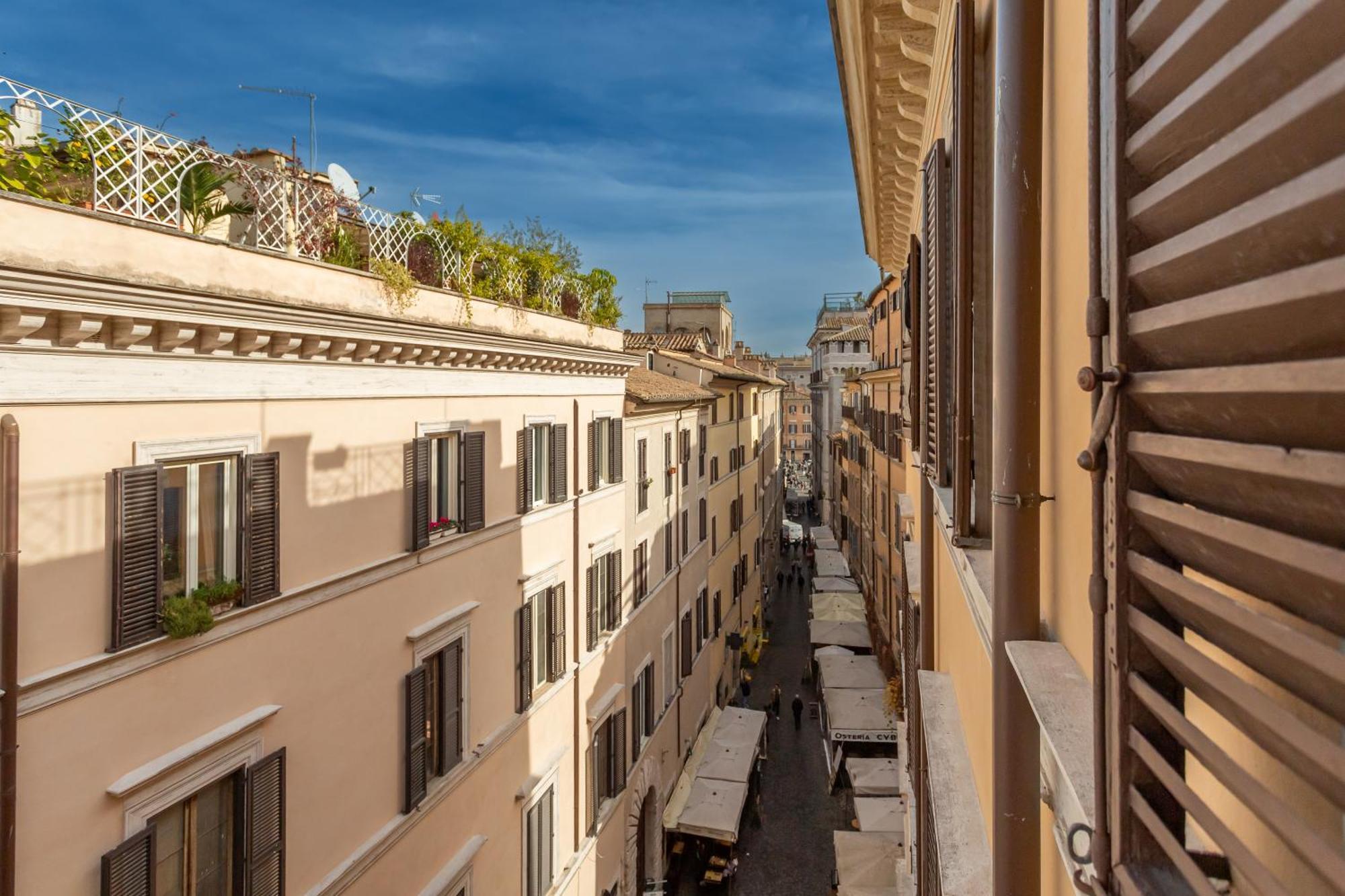 Pensión Daplace - La Mongolfiera In Navona Roma